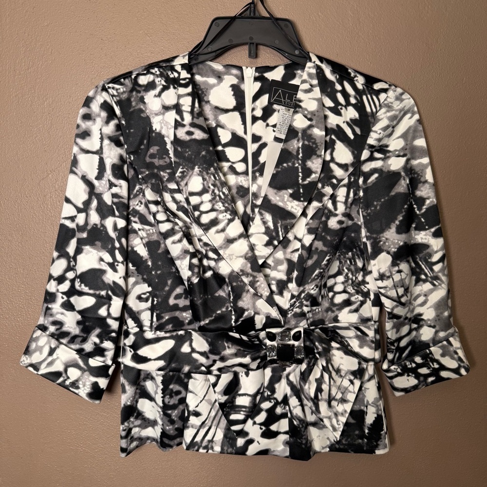 Alex Evening Women's Black & White Wrap Style Jacket Top 3/4 Sleeve Size Medium
